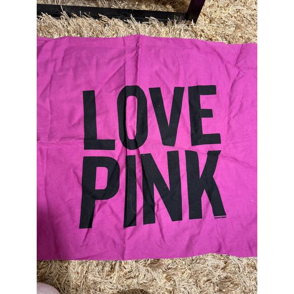 PINK Victoria's Secret Set of 2 Pillowcases Pillow Covers - Picture 2 of 4